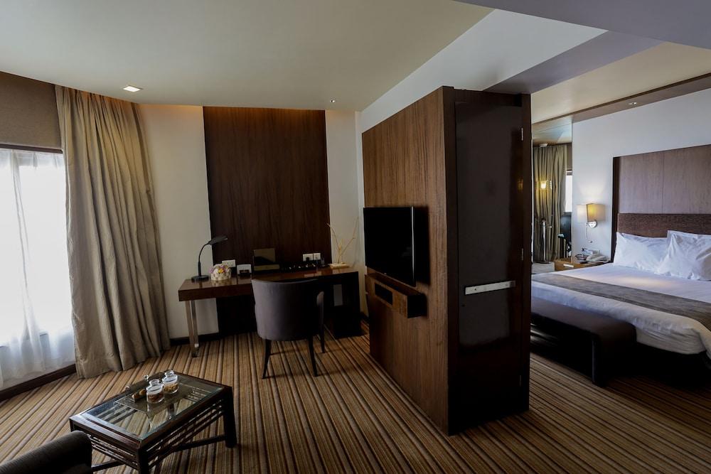 Welcomhotel By Itc Hotels, Devee Grand Bay, Visakhapatnam Bagian luar foto